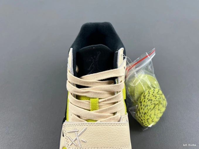 Travis Scott Jack Jordan FZ8117-102 x Jumpman TR 0702